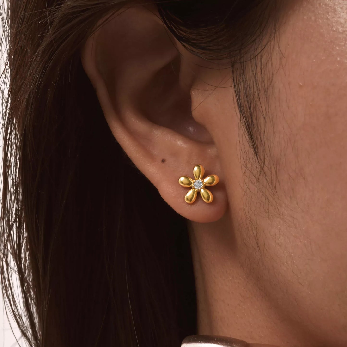 18K Gold Plated Zircon Flower Stud Earrings for Women – Daily Chic Jewelry