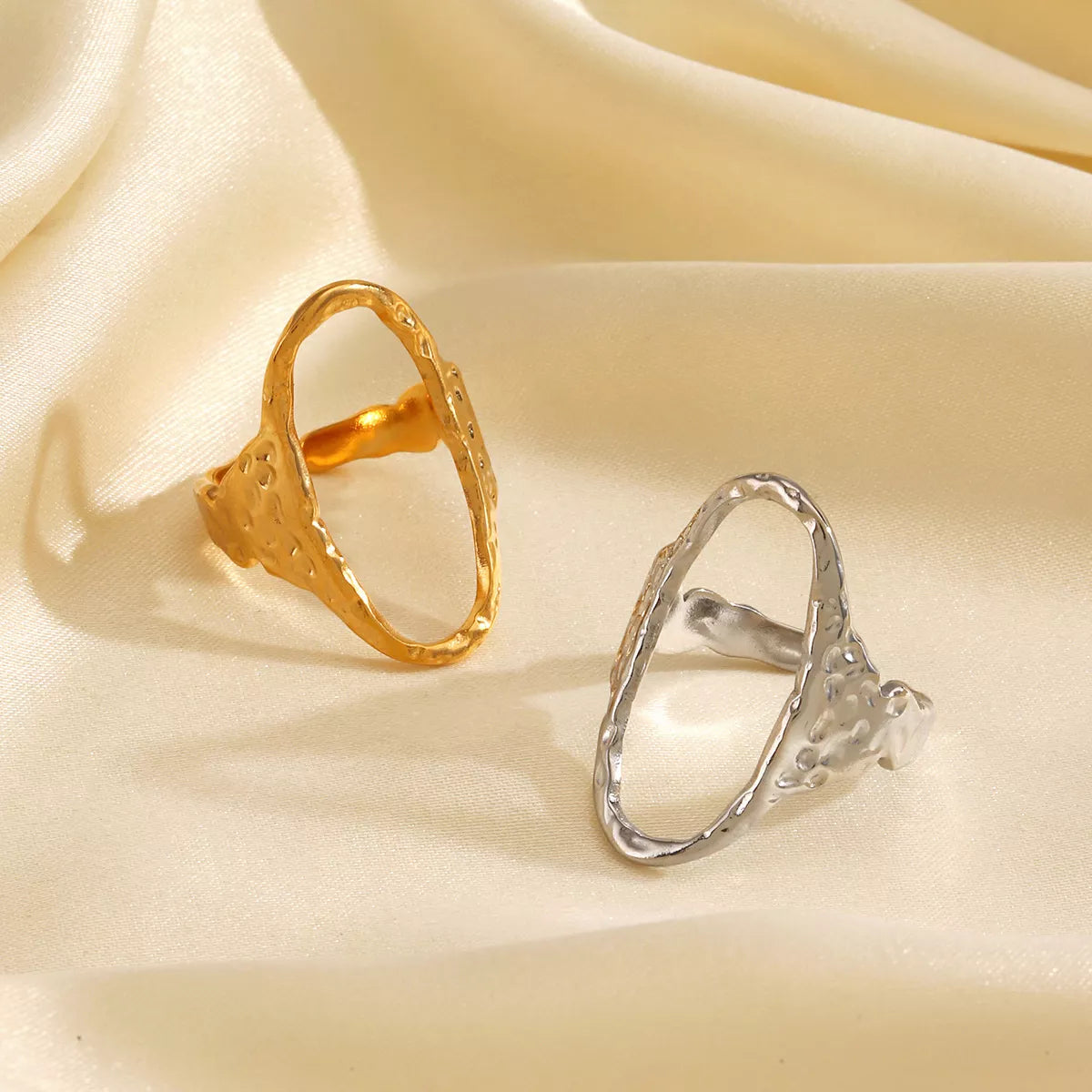 Textured Geometric Oval Open Ring