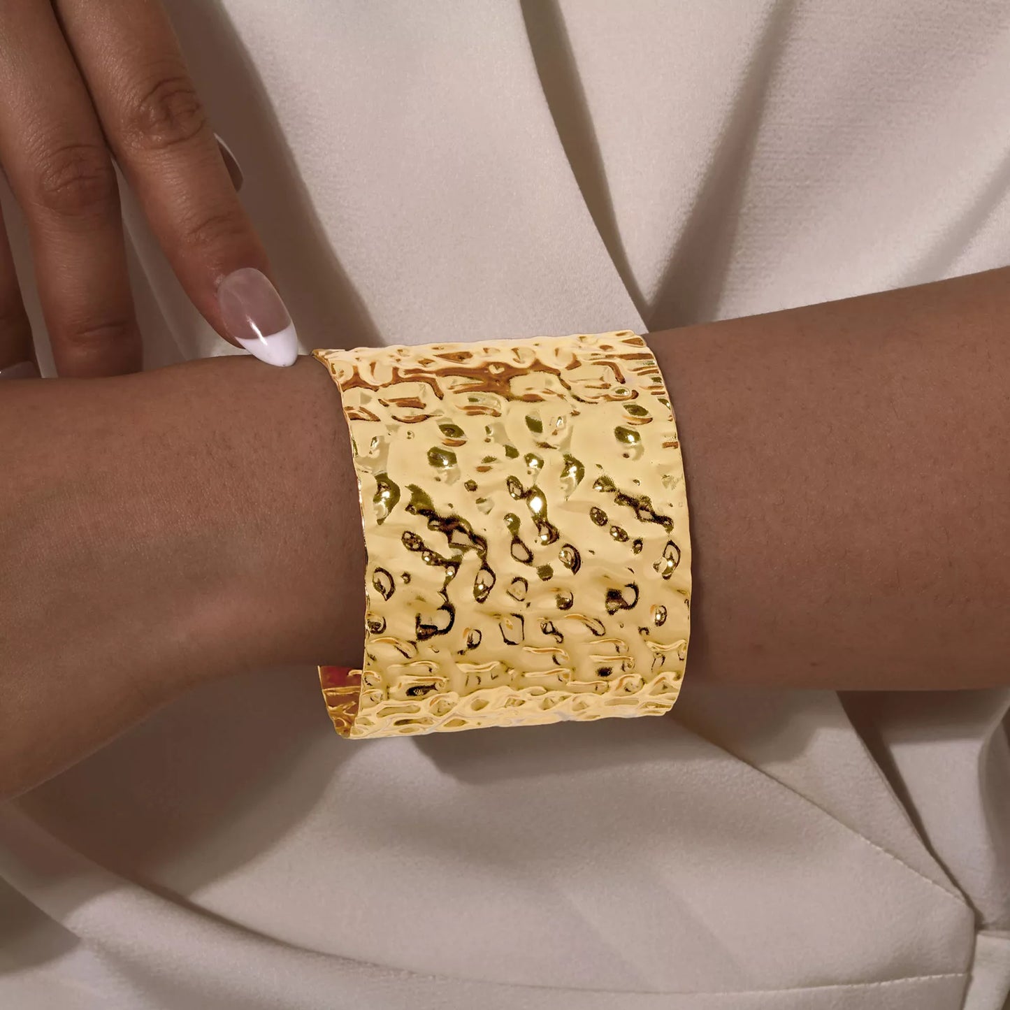 Gold Hammered Open Cuff Bracelet for Women – Wide Retro Stainless Steel Bangle