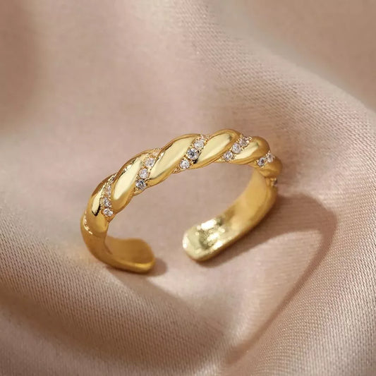 Gold Twisted Open Ring